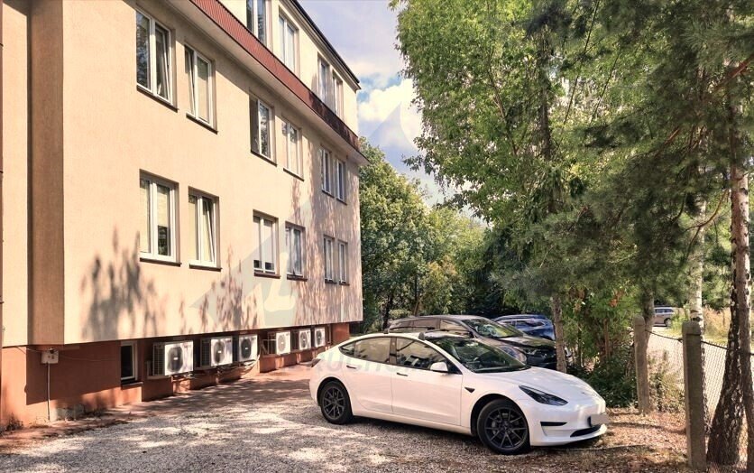 Budynek biurowy 2766 m2 z magazynem, monitoring, parking Warszawa, Ursynów, Puławska  2 766m2 Foto 1