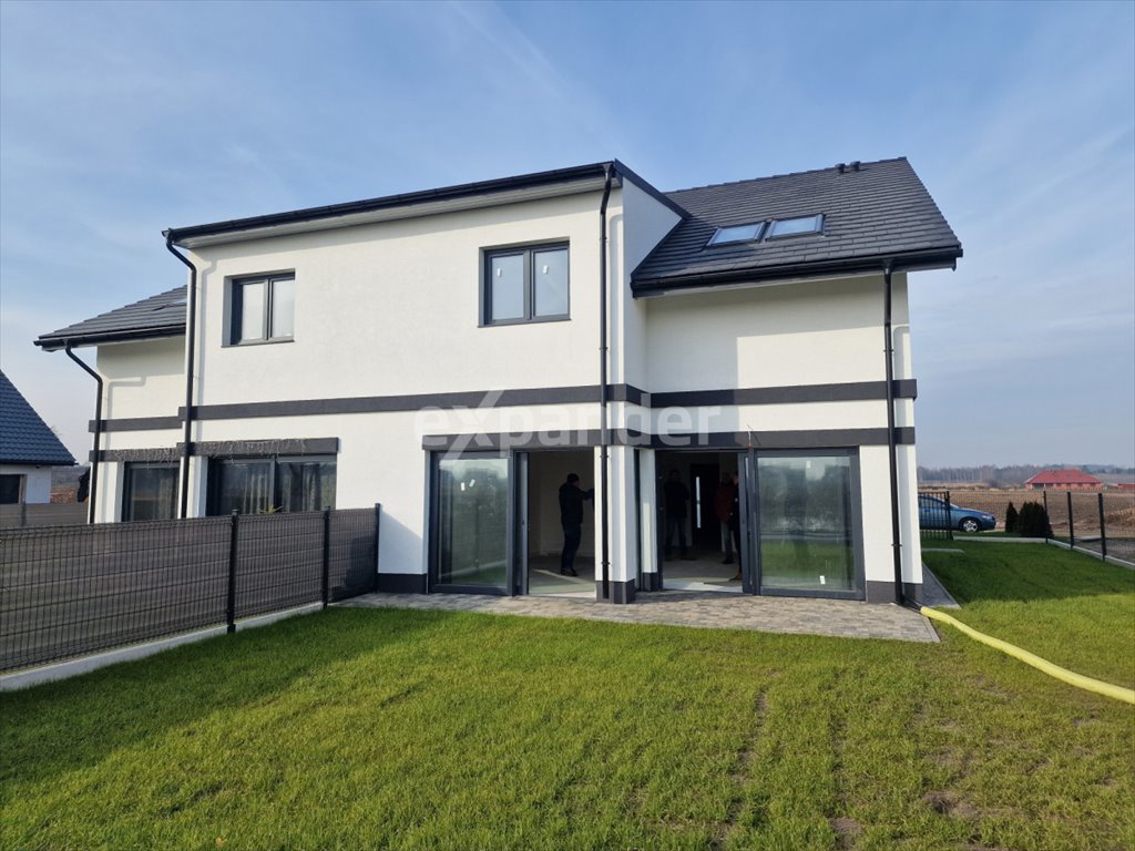 Nowy dom bliźniak z garażem i dużym strychem w Wilkszynie Wilkszyn, Szkolna  155m2 Foto 1