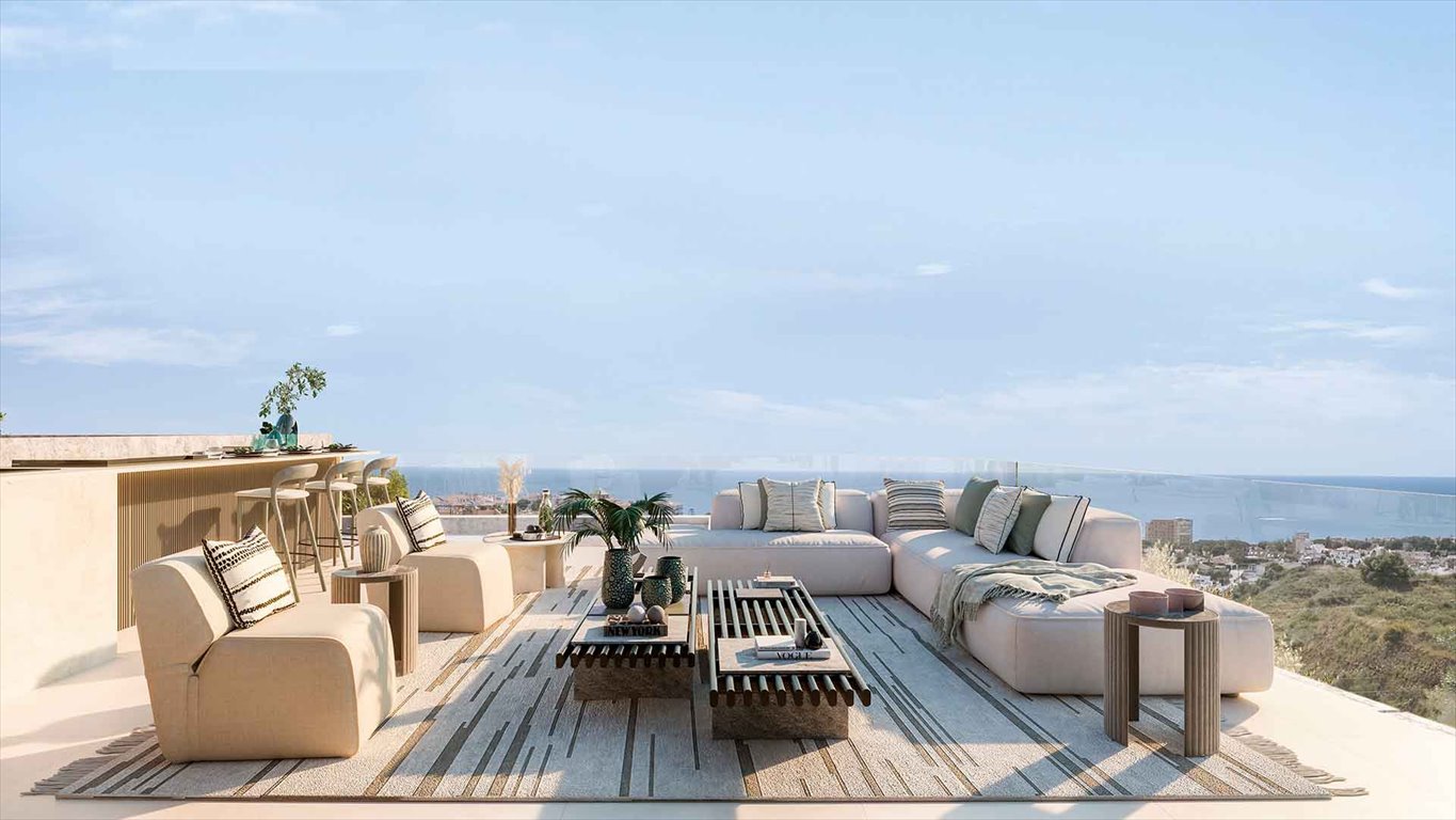 Do sprzedania luksusowy penthouse z prywatnym basenem i solarium Hiszpania, Marbella Este - Elviria, Marbella Este - Elviria  250m2 Foto 1