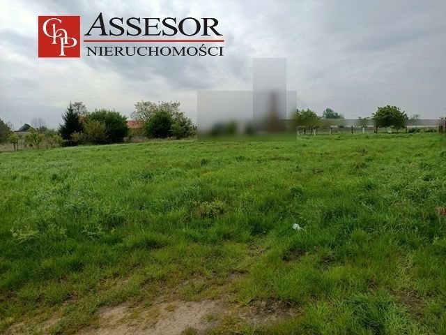 Działka rolna z warunkami zabudowy, 1441 m², blisko miasta Kalisz  1 441m2 Foto 1