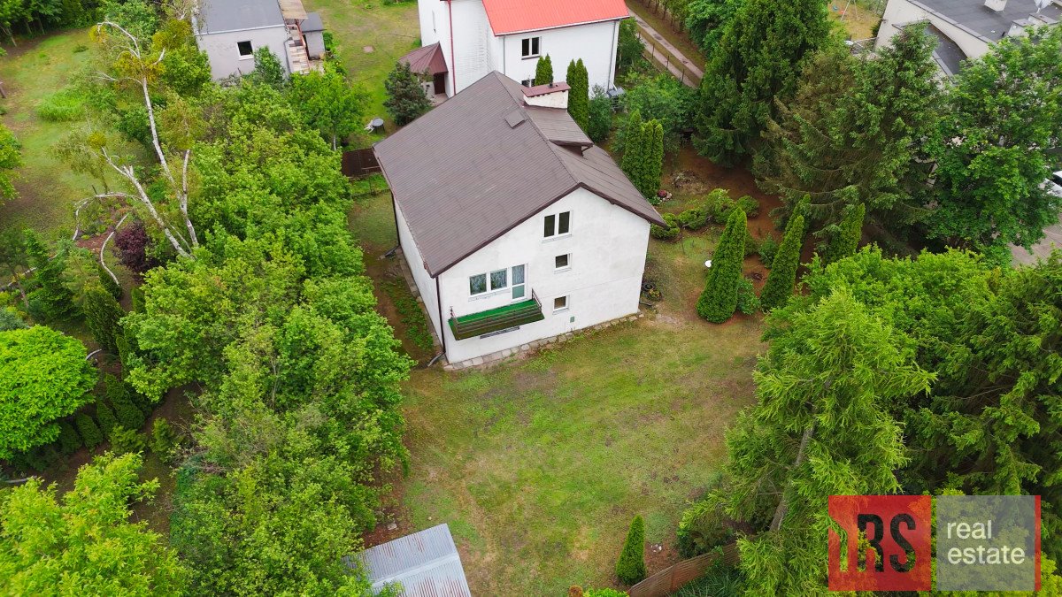 Zapraszam do domu z 2 niezależnymi mieszkaniami i garażem w Laskach Laski, 3 maja  305m2 Foto 1