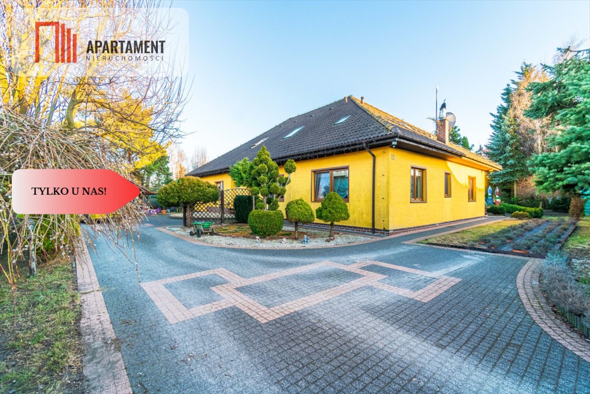 Przestronny dom z potencjałem, 268,99 m², ogród 1044 m² Żnin  309m2 Foto 1