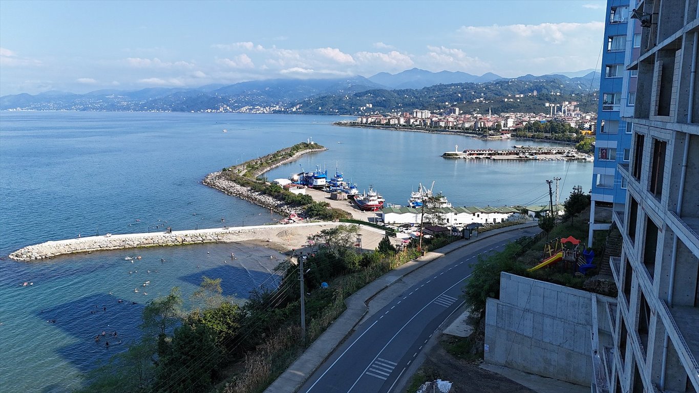 Mieszkanie trzypokojowe na sprzedaż Turcja, Merkez, Hürriyet, Araklı, Trabzon  130m2 Foto 1