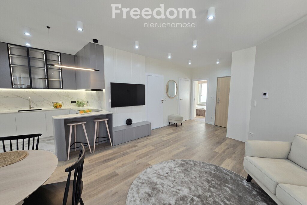 Mieszkanie trzypokojowe na sprzedaż Mińsk Mazowiecki, Zygmunta Kazikowskiego  61m2 Foto 1