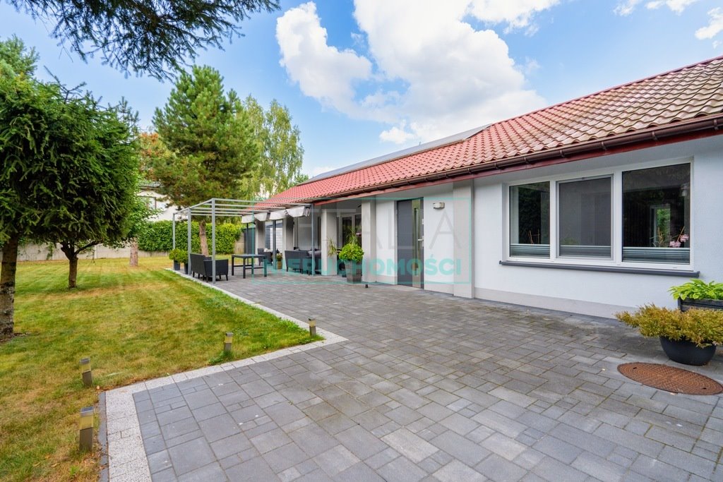 Dom na sprzedaż Milanówek  140m2 Foto 1