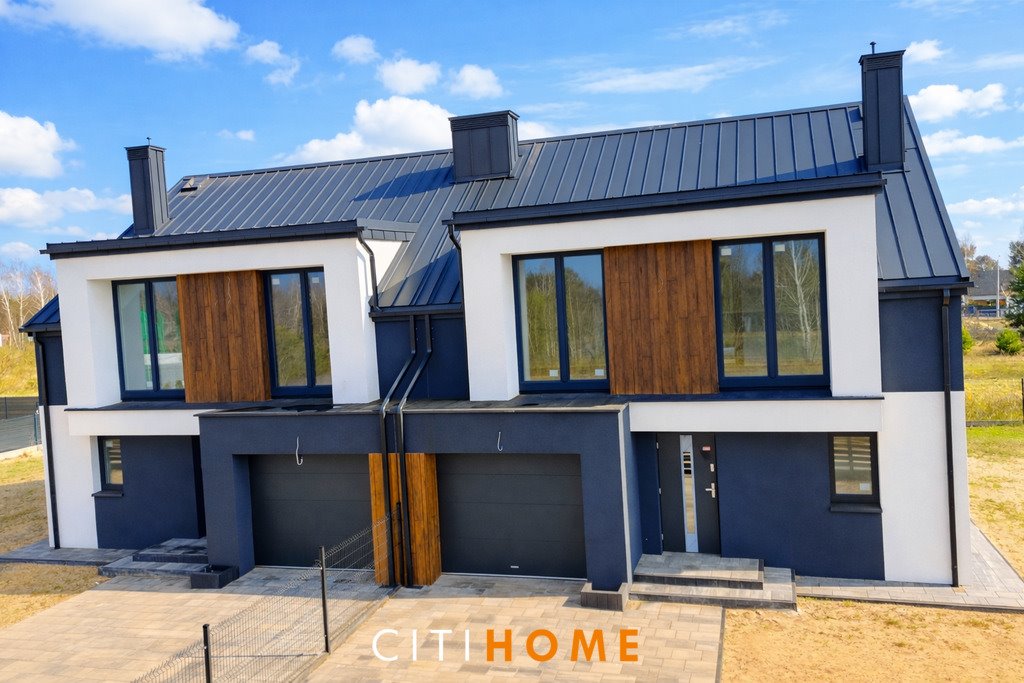 Nowoczesny bliźniak 144 m² z dużą działką i garażem Duchnów  144m2 Foto 1