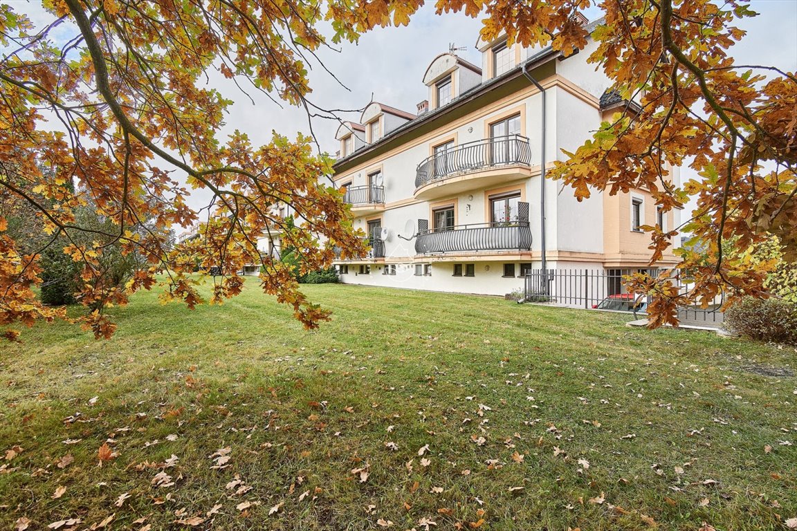 Mieszkanie czteropokojowe  na sprzedaż Niemcz, Żeromskiego  93m2 Foto 1