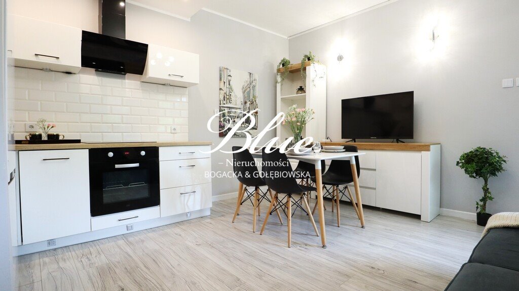 Nowoczesny apartament 3 pok. z balkonem i panoramicznym widokiem Kołobrzeg  50m2 Foto 1