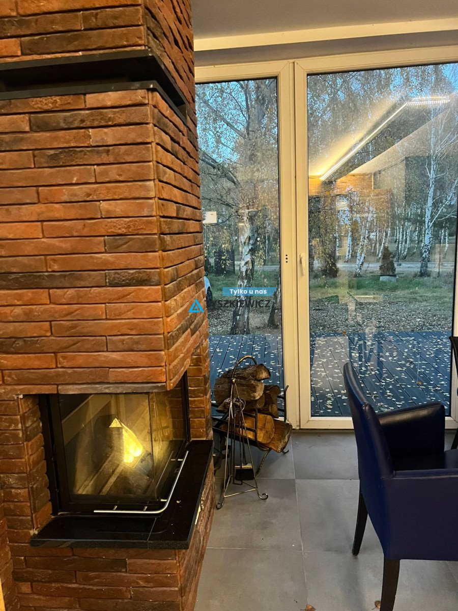 Działka z nowoczesnym domkiem 60 m², ogrodzona, spokojna okolica Sasino, Zacisze  1 123m2 Foto 1