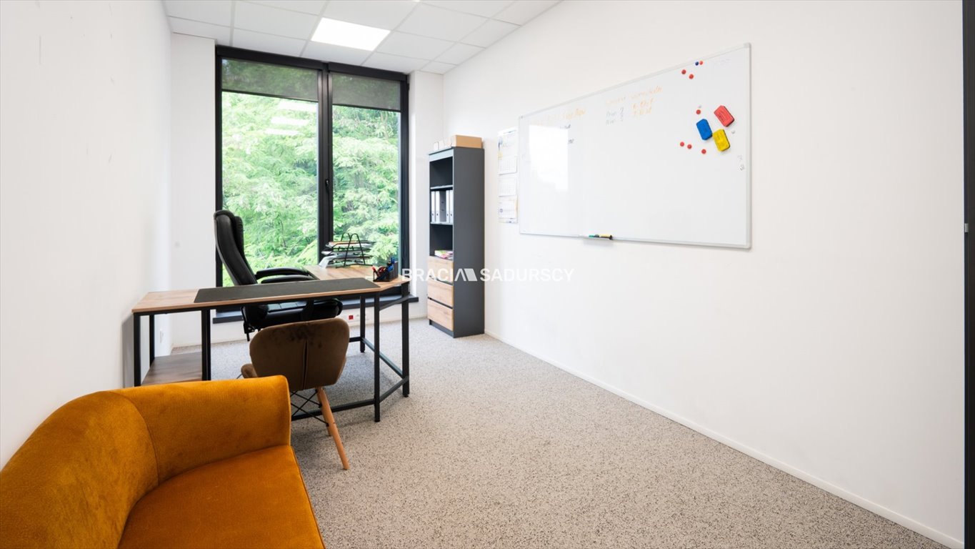 Nowoczesny lokal biurowy 13,4 m² w HEXAGON Kraków (Podgórze) Kraków, Podgórze, Zamknięta  13m2 Foto 1