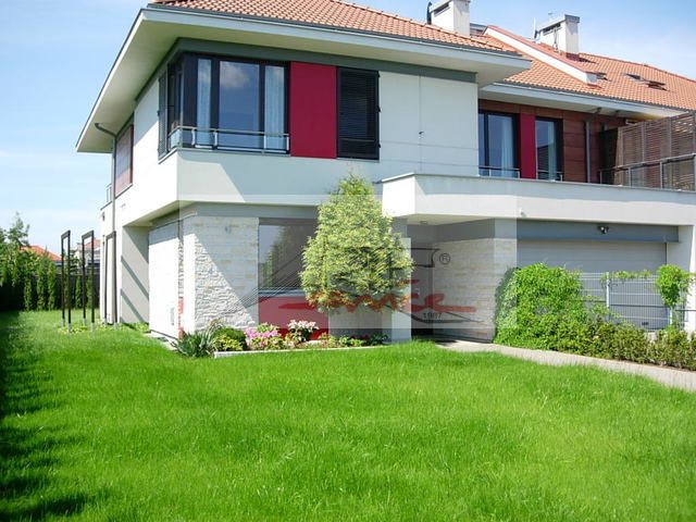 Ekskluzywny dom 300 m² w Konstancinie-Jeziornie (ogrody, garaż) Konstancin-Jeziorna  300m2 Foto 1