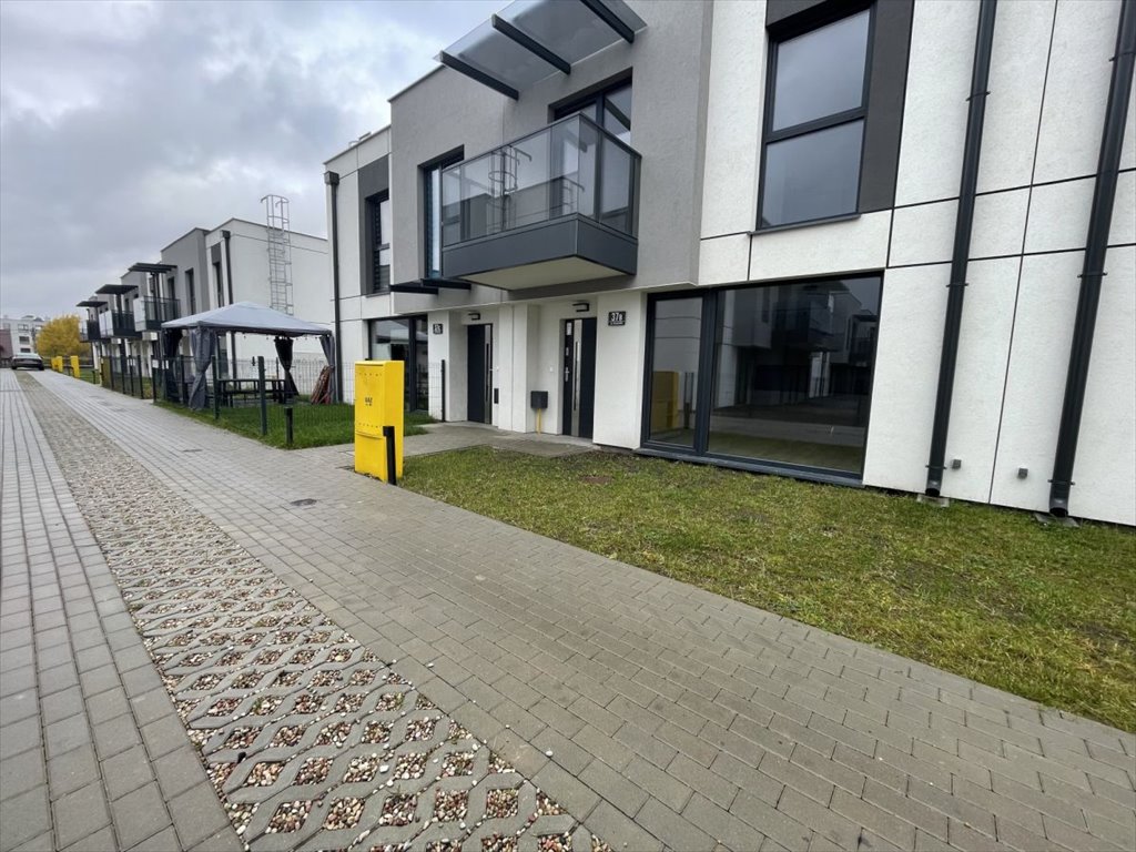 Mieszkanie trzypokojowe na sprzedaż Białystok, Skorupy, Pomorska  64m2 Foto 1