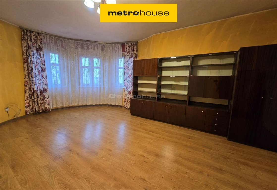 Przestronne 2-pokojowe mieszkanie do remontu, piwnica, parking Ruda Śląska, 1 Maja  53m2 Foto 1