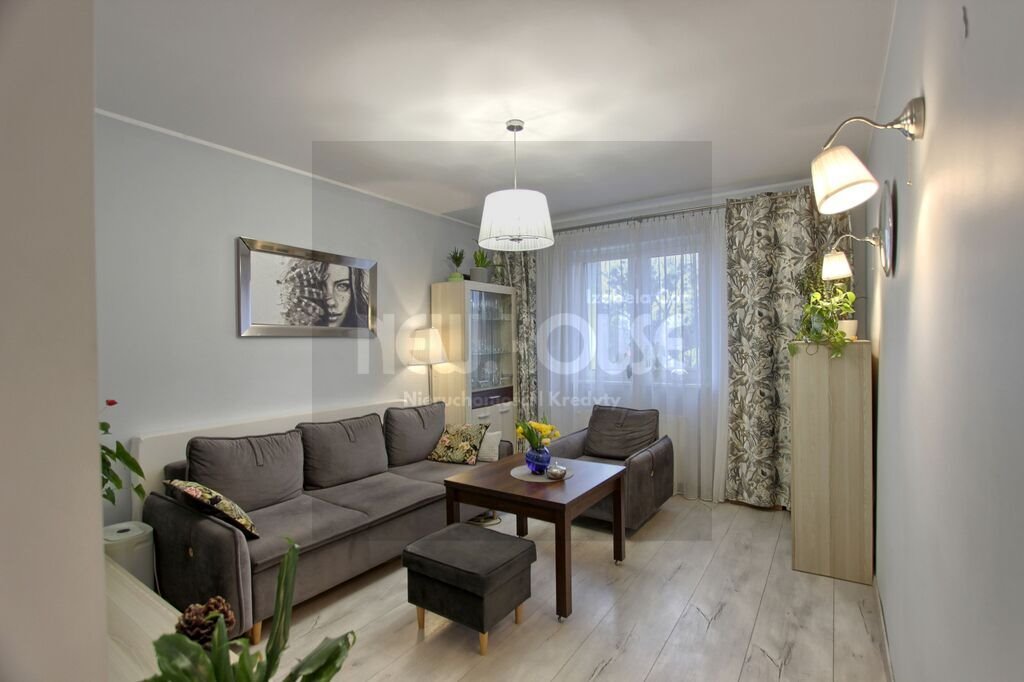 Rozkładowe 2-pokoje z pełnym wyposażeniem i zielonym podwórkiem Szczecin, Niemierzyn, Sportowa  45m2 Foto 1