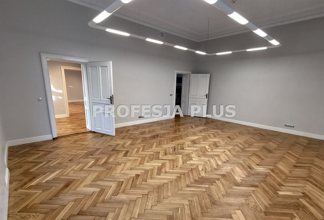 Lokal użytkowy na wynajem Bielsko-Biała  200m2 Foto 4