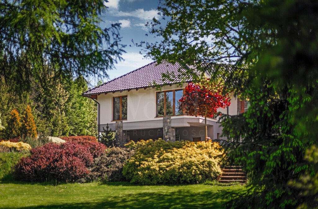 Ekskluzywny dom 467 m² z ogrodem i piwnicą w Okolu Okole  467m2 Foto 1