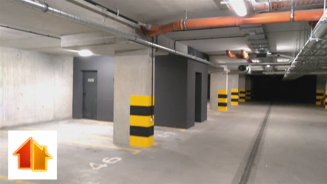 Garaż podziemny 20 m2, ogrzewany, zamykany, idealny na kolekcje Gliwice, Pszczyńska  20m2 Foto 1