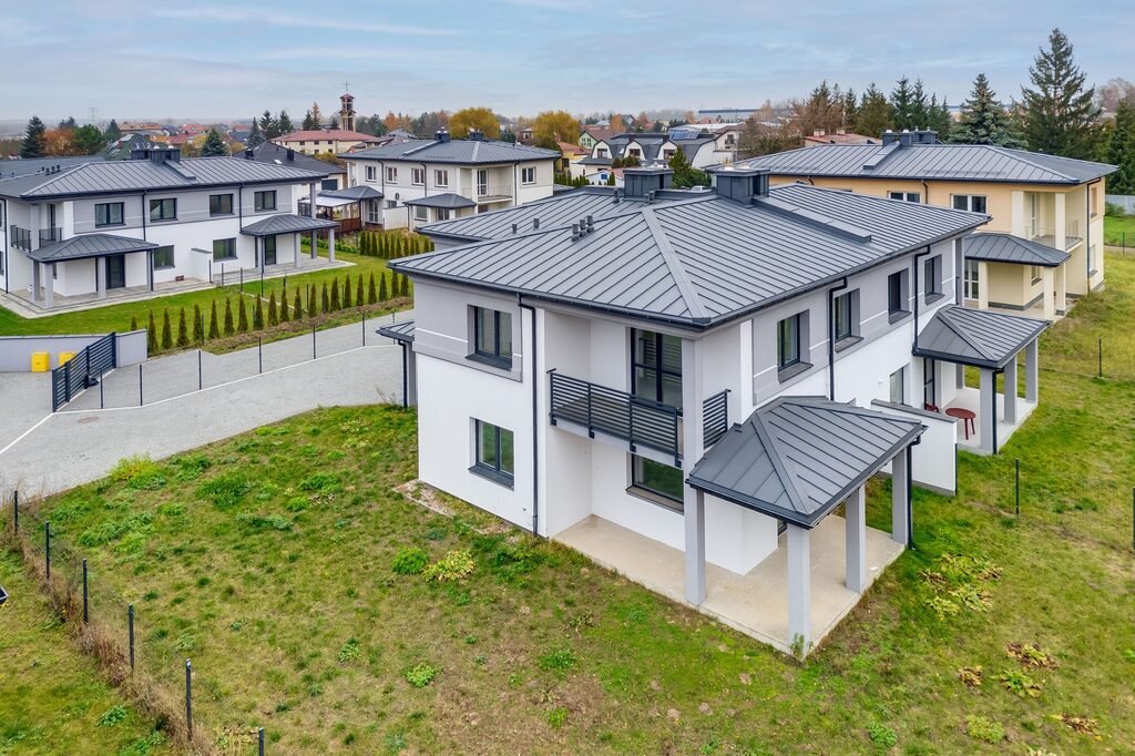 Dom na sprzedaż Raszyn  154m2 Foto 1