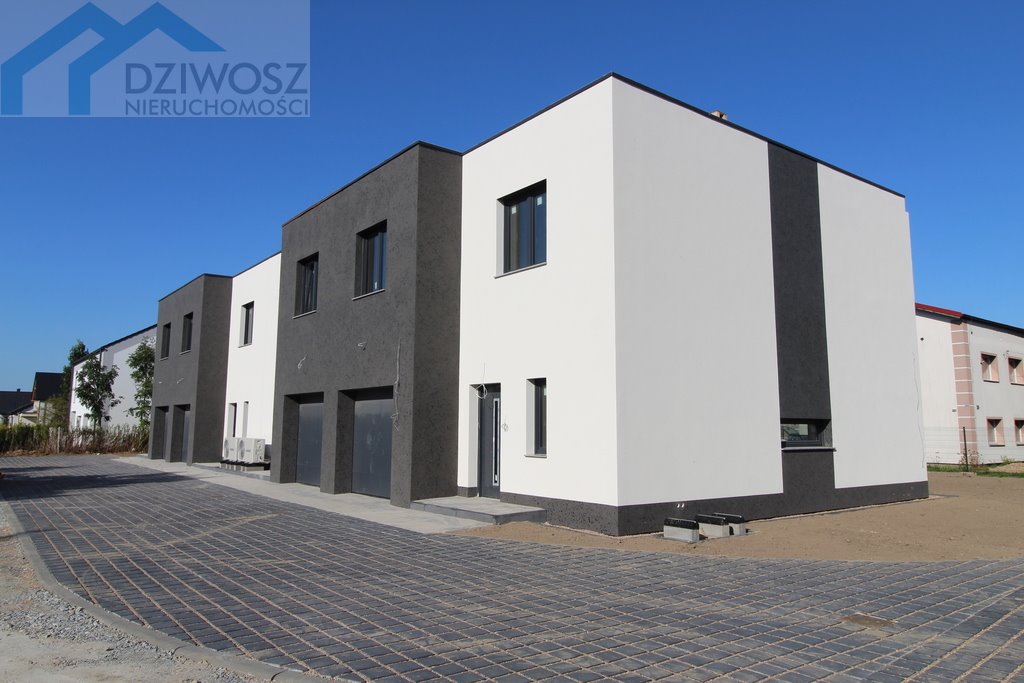 Sprzedam nowoczesny dom szeregowy 127 m² z garażem w Jerzmanowie Wrocław, Jerzmanowo, Jerzmanowo  127m2 Foto 1