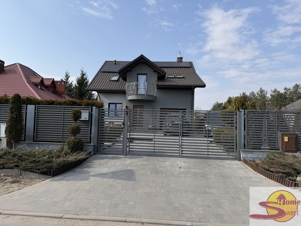 Przestronny dom 110 m2 z garażem, balkonem i ogrodem. Radom, Wośniki  110m2 Foto 1