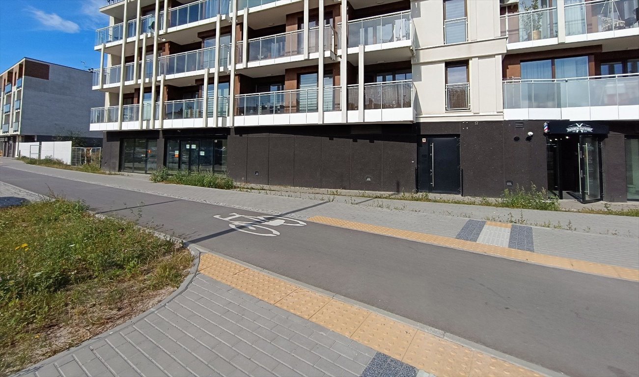 Lokal użytkowy na sprzedaż Kielce, Uroczysko, Klonowa  404m2 Foto 1