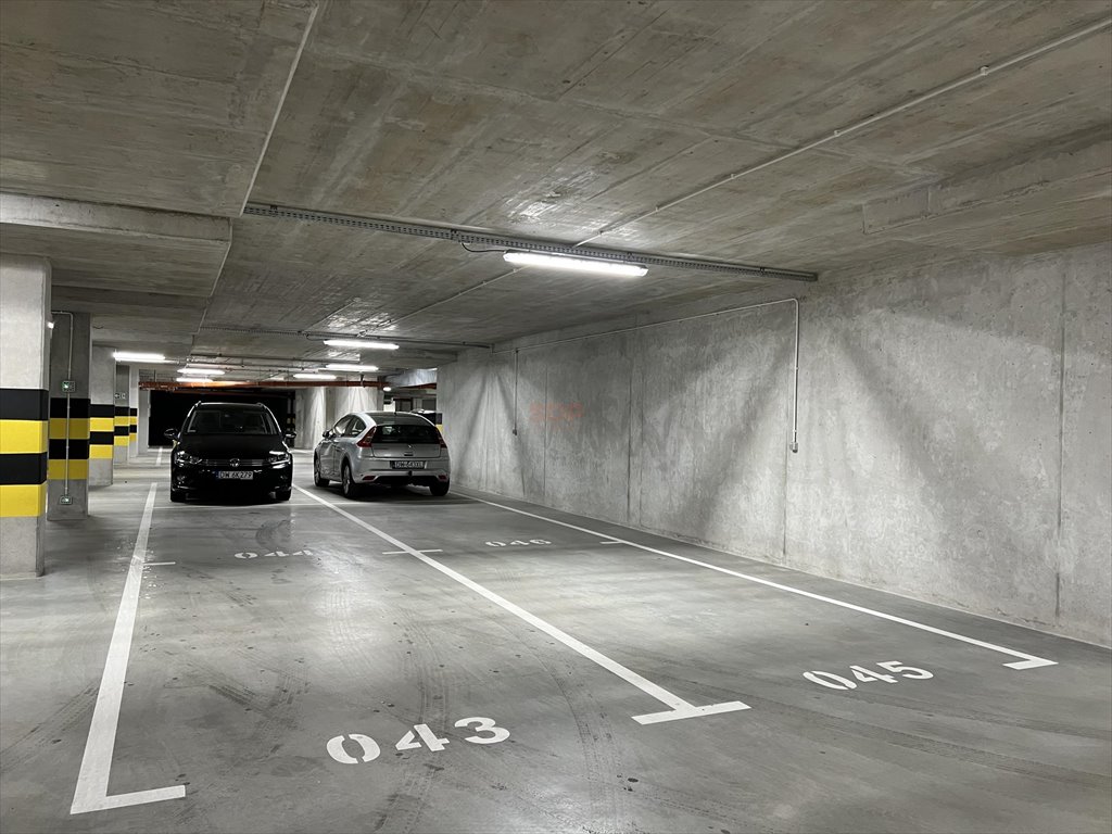 Garaż na wynajem Wrocław, Krzyki, Krzyki  16m2 Foto 1