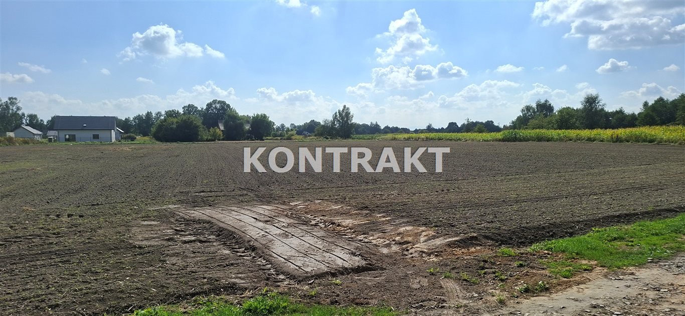 Sprzedam działkę 1790 m² z warunkami zabudowy w Porębie Wielkiej Oświęcim, Poręba Wielka, Zachodnia  1 790m2 Foto 1