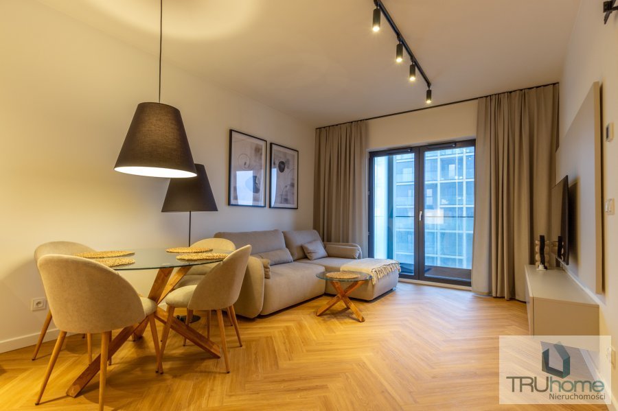 Nowoczesny apartament 40 m2 z balkonem, miejsce w garażu Katowice, Śródmieście, Henryka Mikołaja Góreckiego  40m2 Foto 1