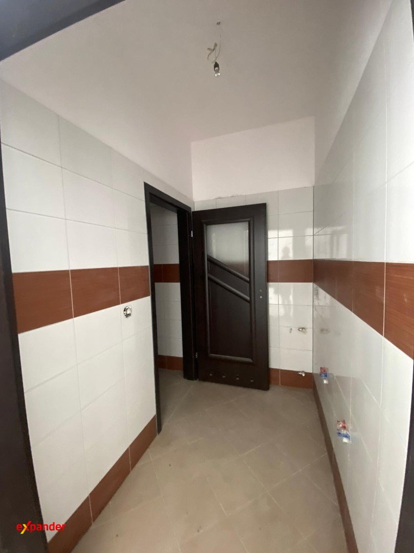 Do sprzedania przestronny lokal usługowy na Rynku w Przystani Przystajń, Rynek  831m2 Foto 1