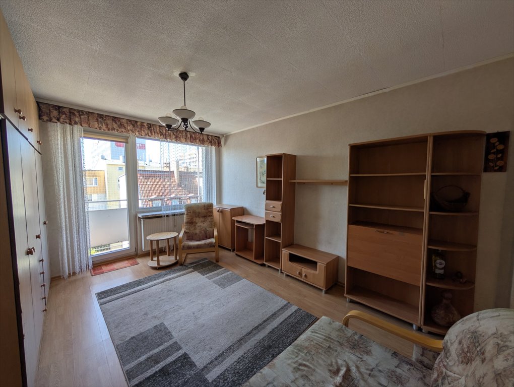 Na sprzedaż 42 m² mieszkanie z potencjałem w Kołobrzegu Kołobrzeg, Centrum, Unii Lubelskiej 38  51m2 Foto 1
