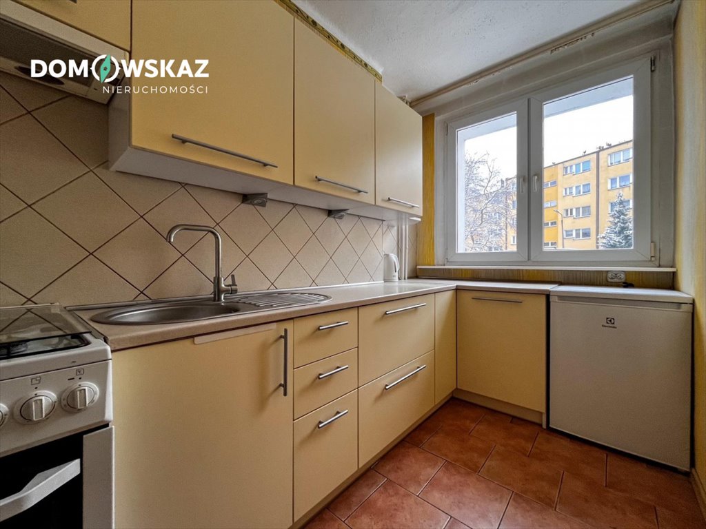 Mieszkanie dwupokojowe na sprzedaż Siemianowice Śląskie, Walerego Wróblewskiego  38m2 Foto 2