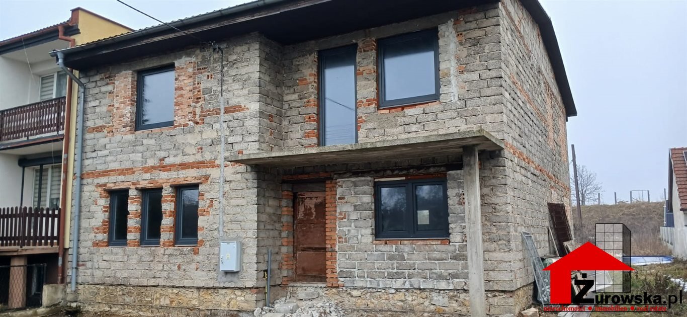 Na sprzedaż dom z dużym potencjałem w Strzelcach Opolskich Strzelce Opolskie  120m2 Foto 1