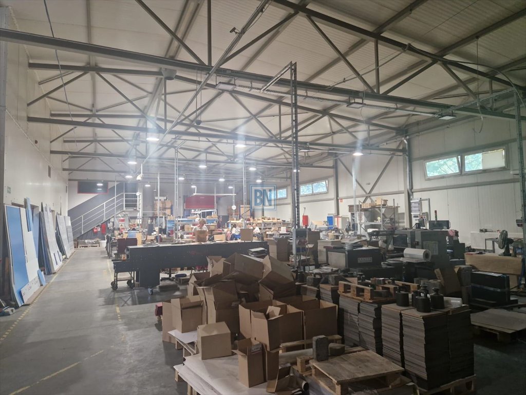 Nowoczesna hala 1335 m² z zapleczem socjalnym i wjazdem TIR Bytom  1 340m2 Foto 1