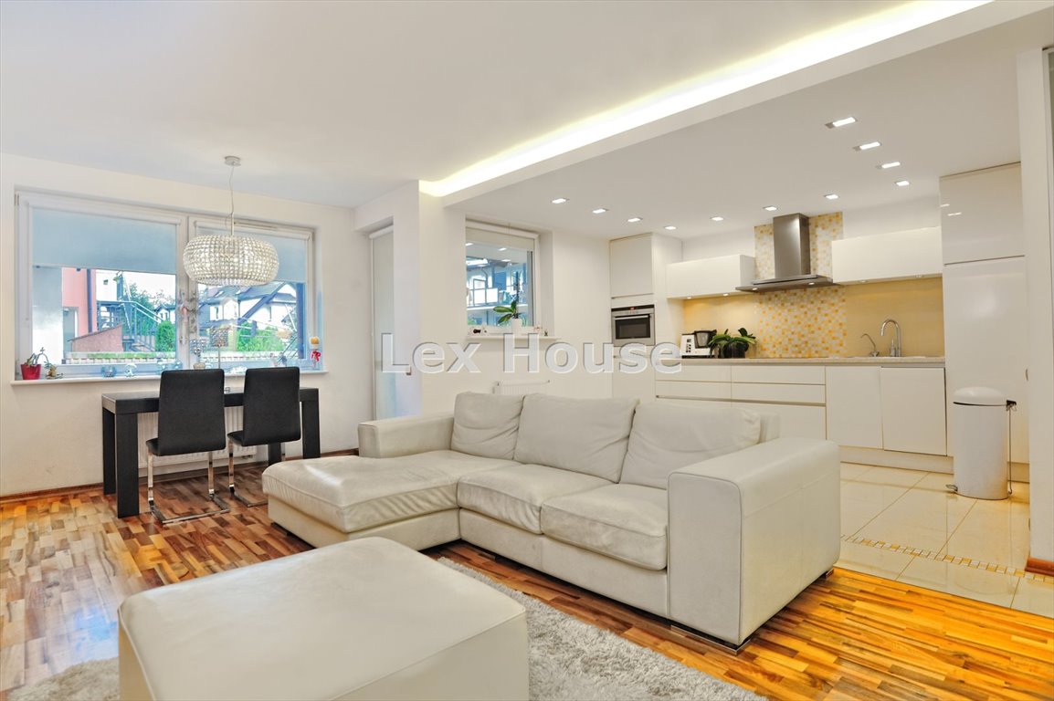 Przestronne 3-pokojowe mieszkanie z dużym tarasem i dwoma parkingami Szczecin, Gumieńce  74m2 Foto 1