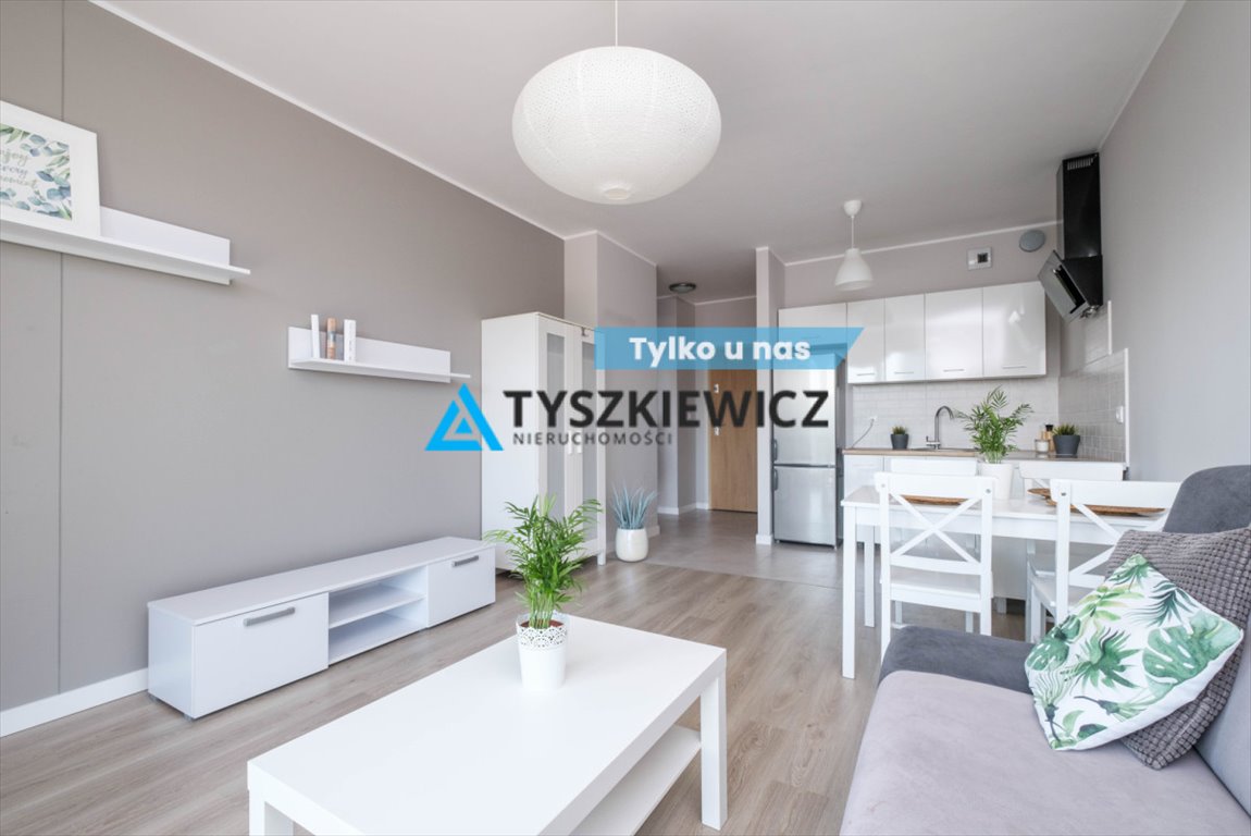 Mieszkanie dwupokojowe na sprzedaż Gdańsk, Przymorze, Obrońców Wybrzeża  39m2 Foto 1