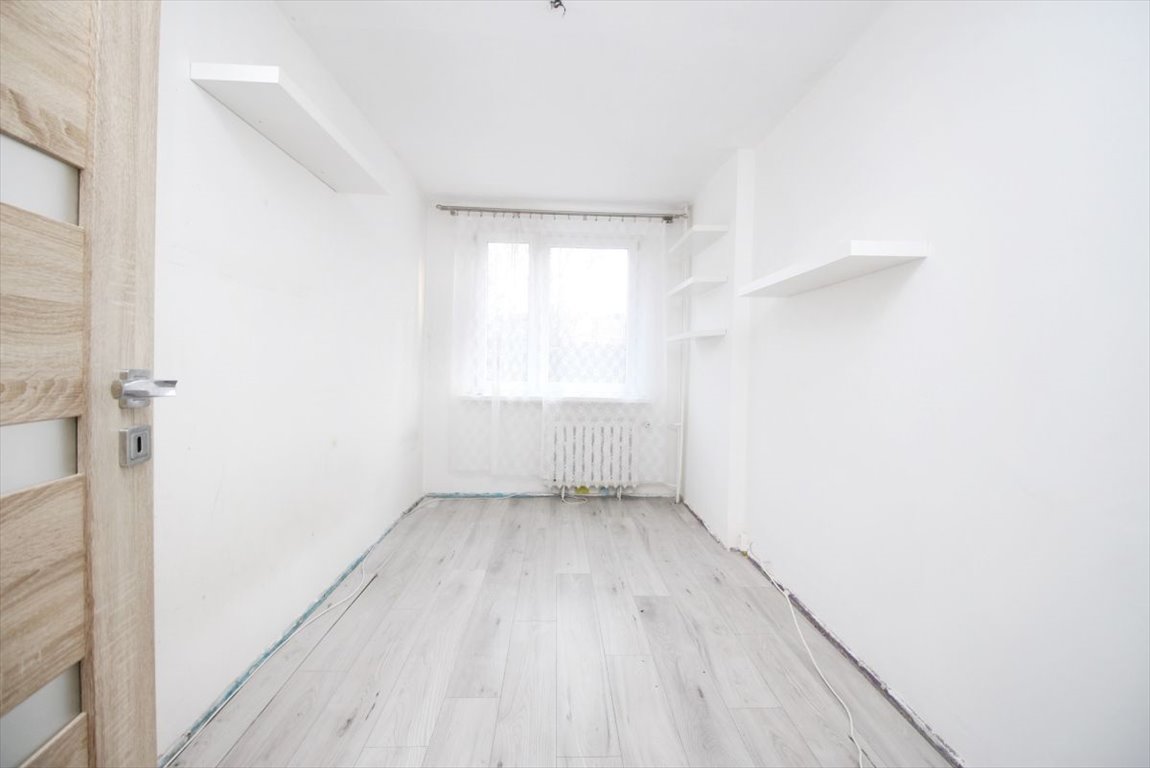 Mieszkanie trzypokojowe na sprzedaż Tychy, Os. Z, Alfonsa Zgrzebnioka  58m2 Foto 3