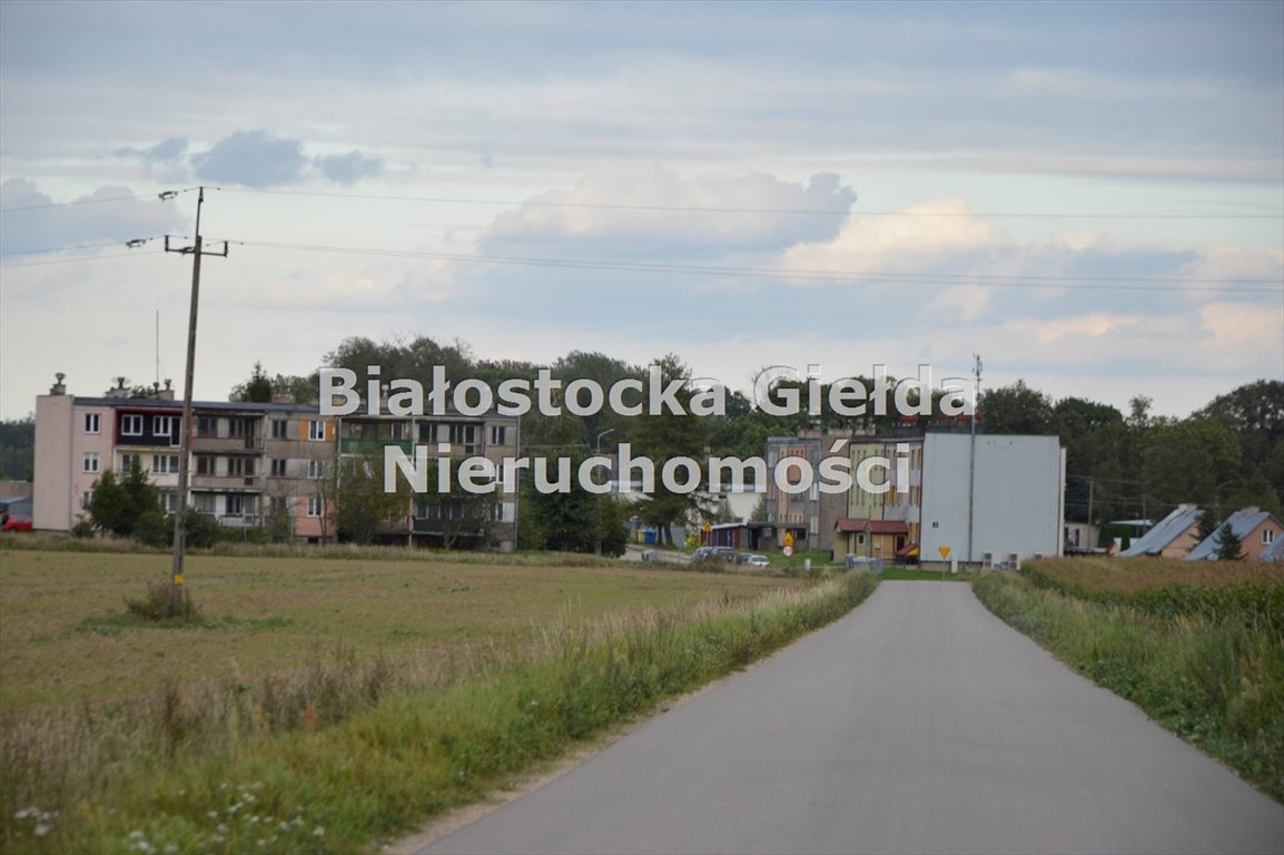 Mieszkanie trzypokojowe na sprzedaż Bobra Wielka  60m2 Foto 1