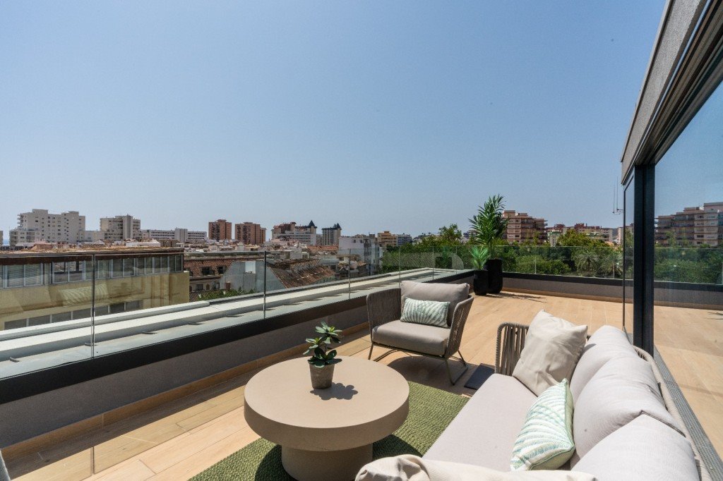 Luksusowy penthouse 3 sypialnie, 75 m² taras, garaż Hiszpania, Fuengirola  139m2 Foto 1