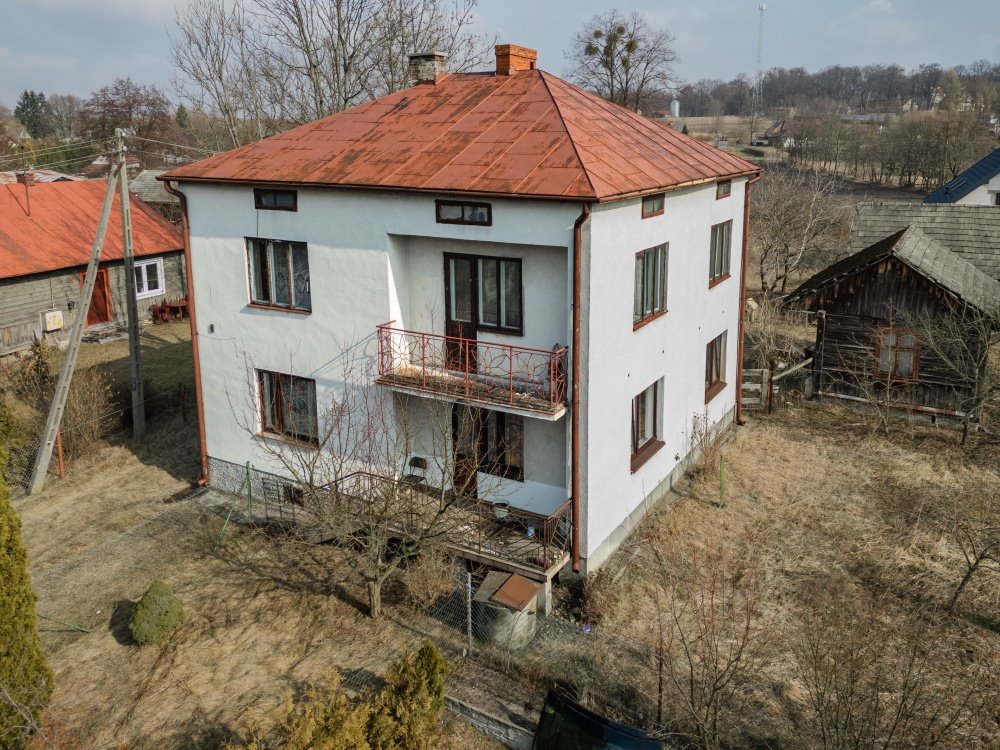 Dom na sprzedaż Narol, Armii Krajowej  140m2 Foto 1