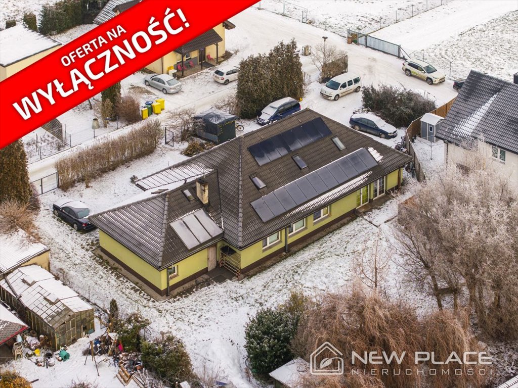 Inwestycyjny dom z 12 pokojami i kawalerką, od zaraz Długołęka, Zielona  240m2 Foto 1