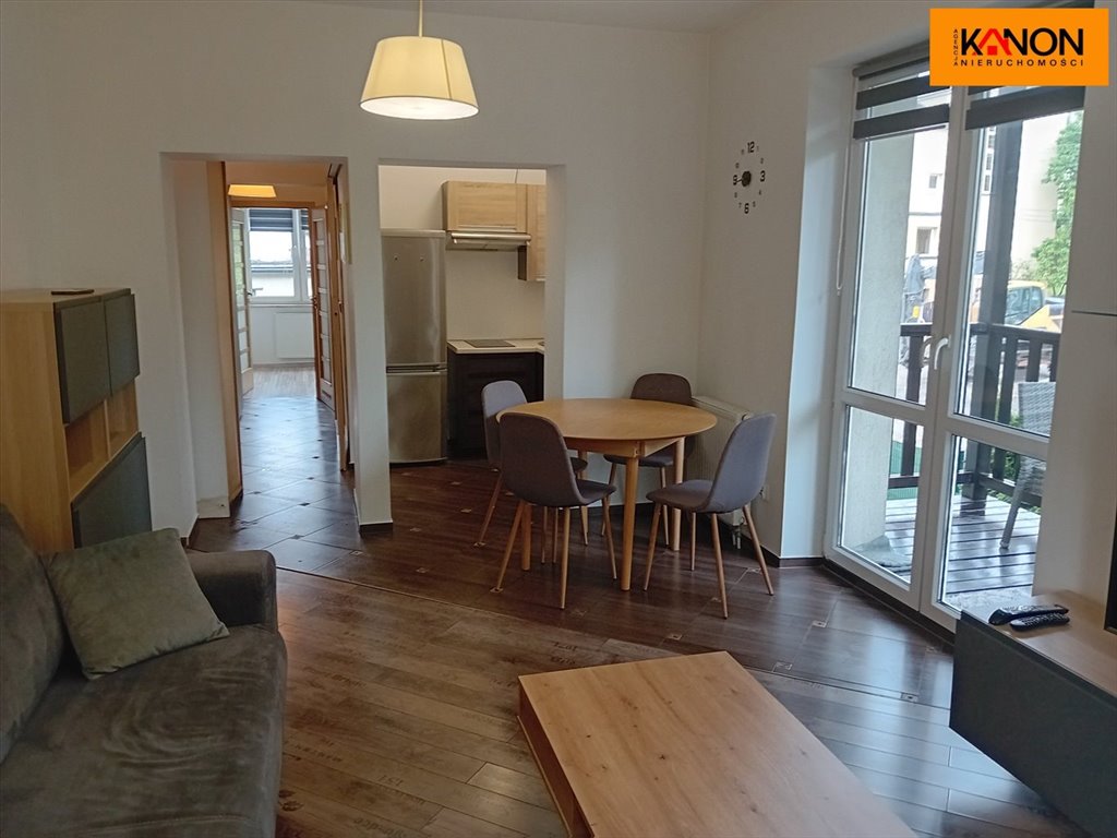 Wynajmę funkcjonalne 47 m² z miejscem postojowym w Bielsku Bielsko-Biała, Złote Łany  43m2 Foto 1