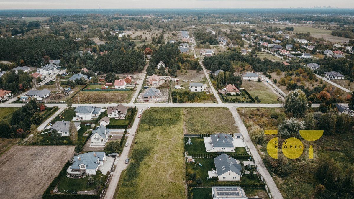 Działka przemysłowo-handlowa na sprzedaż Urzut, Promyka  1 900m2 Foto 1