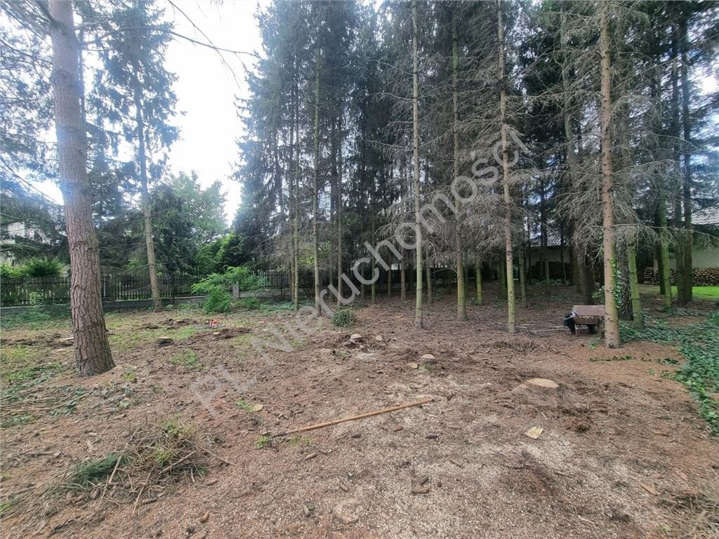 Sprzedam działkę 1000 m² w Jankach - idealna pod dom!: Janki