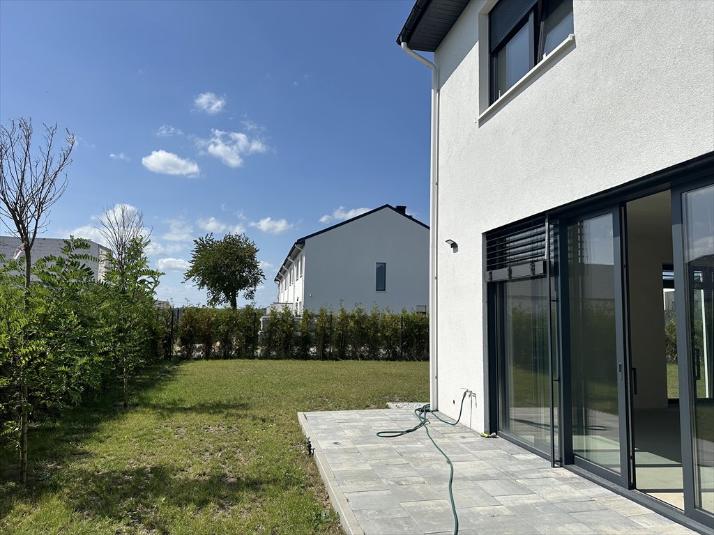 Przestronny dom z poddaszem 70 m2, garaż, taras, ogród Szczecin, Gumieńce, Alpinistów 36  166m2 Foto 1