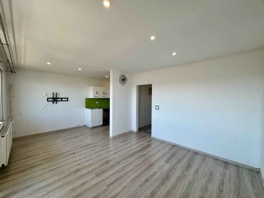 4-pokojowe mieszkanie z loggią i widokiem na Żory Żory, Osiedle Pawlikowskiego  62m2 Foto 1