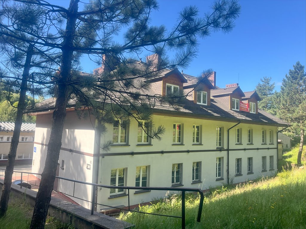 Lokal użytkowy na wynajem Ustroń, Wczasowa 47  2 472m2 Foto 1