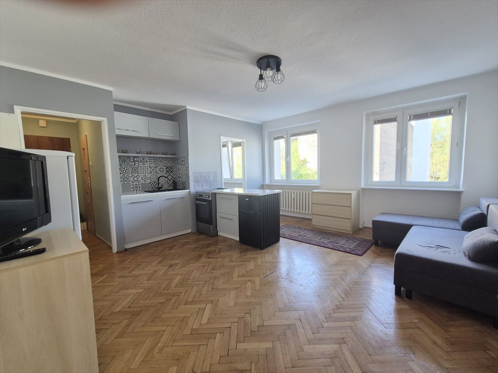 Wynajem 3-pok. mieszkania na Jeżycach z balkonem i pełnym wyposażeniem Poznań, Jeżyce, Polna  44m2 Foto 1