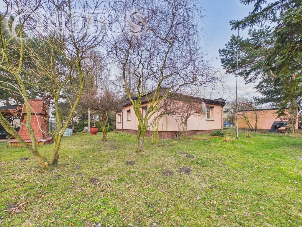 Przestronna działka 2427 m² z domem, garażem i ogrodem Paczynka  2 474m2 Foto 1