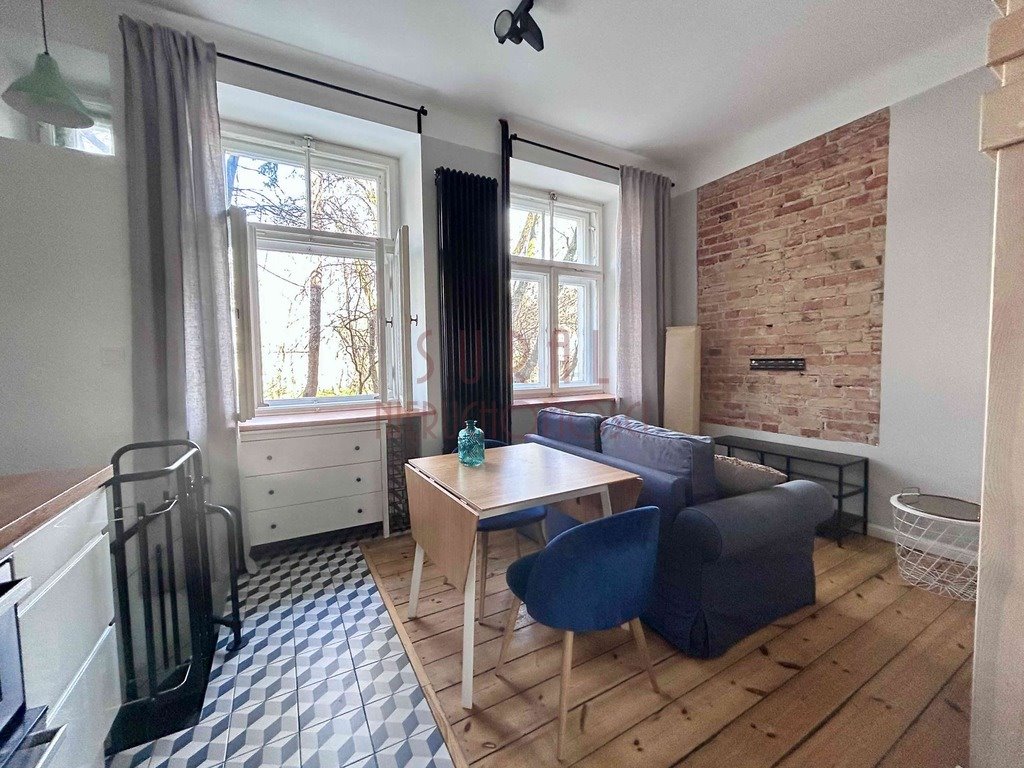 Klimatyczne 29 m2 w kamienicy z 1936 r. z parkingiem Warszawa, Mokotów, Stary Mokotów, skwer Słonimskiego/Narbutta/ciche/jasne/parking/kamienica z 1936 r.  29m2 Foto 1