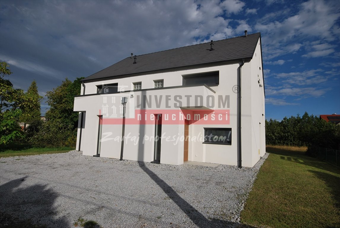 Dom w Półwsi z ogrzewaniem podłogowym i poddaszem 50 m2 Opole, Półwieś  94m2 Foto 1